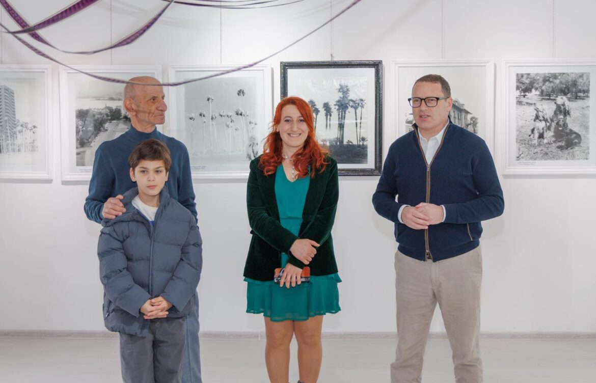 გიზო ჩიგოგიძის პერსონალურ გამოფენაზე