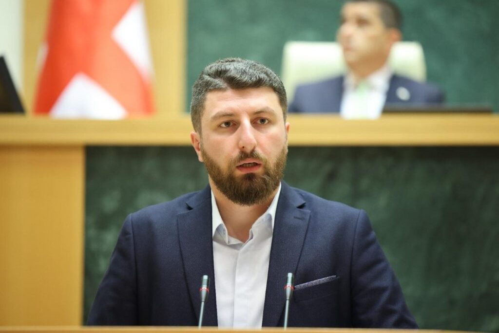 არჩილ გორდულაძე ოპოზიციას „მოსკოვის მექანიზმის“ ანგარიშზე მკაფიო პასუხების გაცემისკენ მოუწოდებს