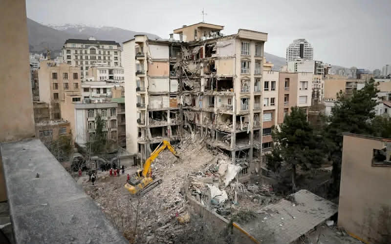 ირანში ბალისტიკური რაკეტების საწყობები და შტაბბინები დაბომბეს