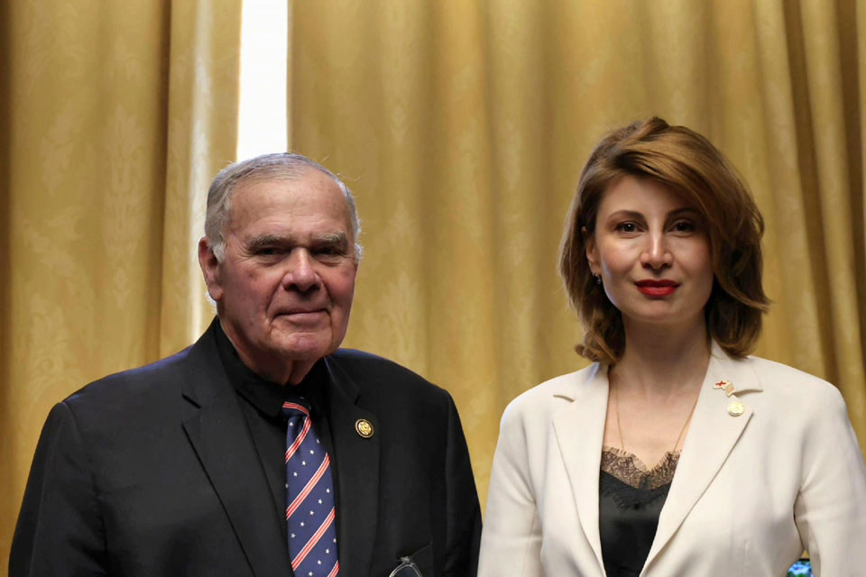 ტალიაშვილი–ბეარდის შეხვედრა: აქცენტი პარტნიორობაზე და შუა დერეფანზე