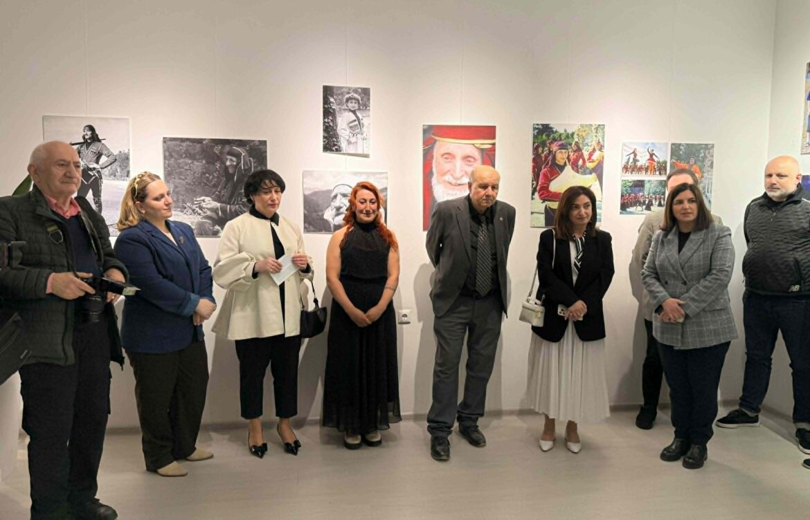 „ფოტოგრაფიის ძალა ის წამია, რომელიც სიცოცხლეზე გრძელია“ 