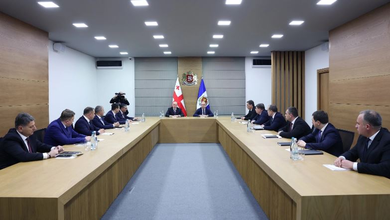 სულხან თამაზაშვილმა თანამშრომლებს მართლწესრიგის დაცვისთვის მადლობა გადაუხადა