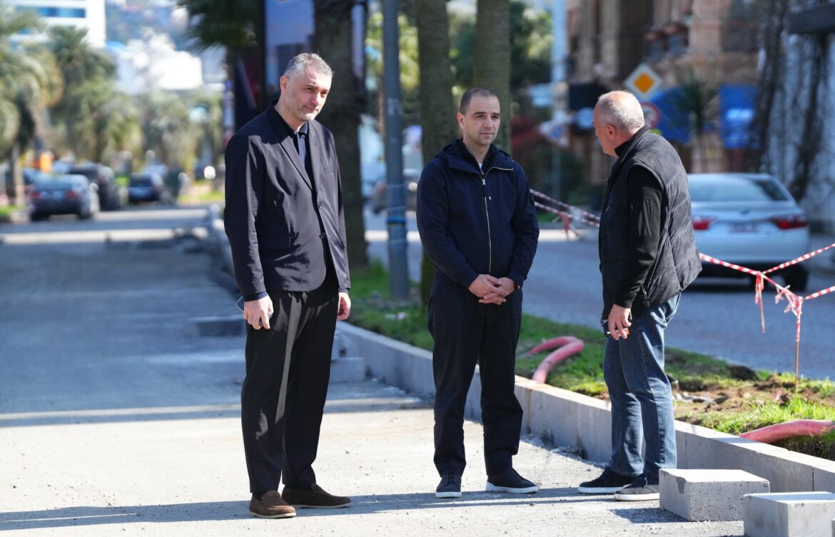 გიორგი ცინცაძე ქალაქში მიმდინარე საგზაო ინფრასტრუქტურულ სამუშაოებს გააცნო