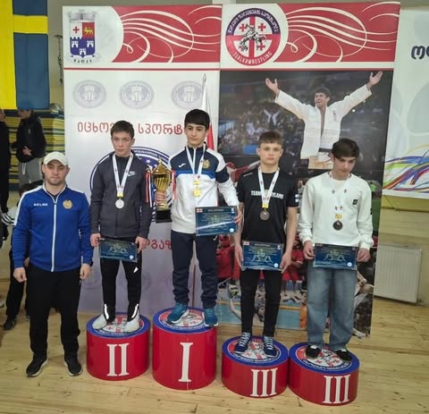 ხოლოელი მოჭიდავეების წარმატება – წალკაში