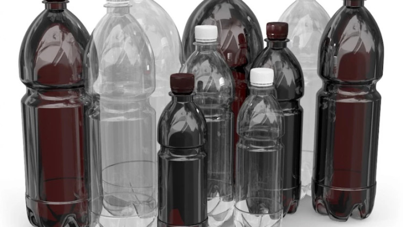 სასმელების პლასტმასის ბოთლით მიწოდების აკრძალვა ძალაში რჩება, რეგულაცია პირველი ივლისიდან ამოქმედდება