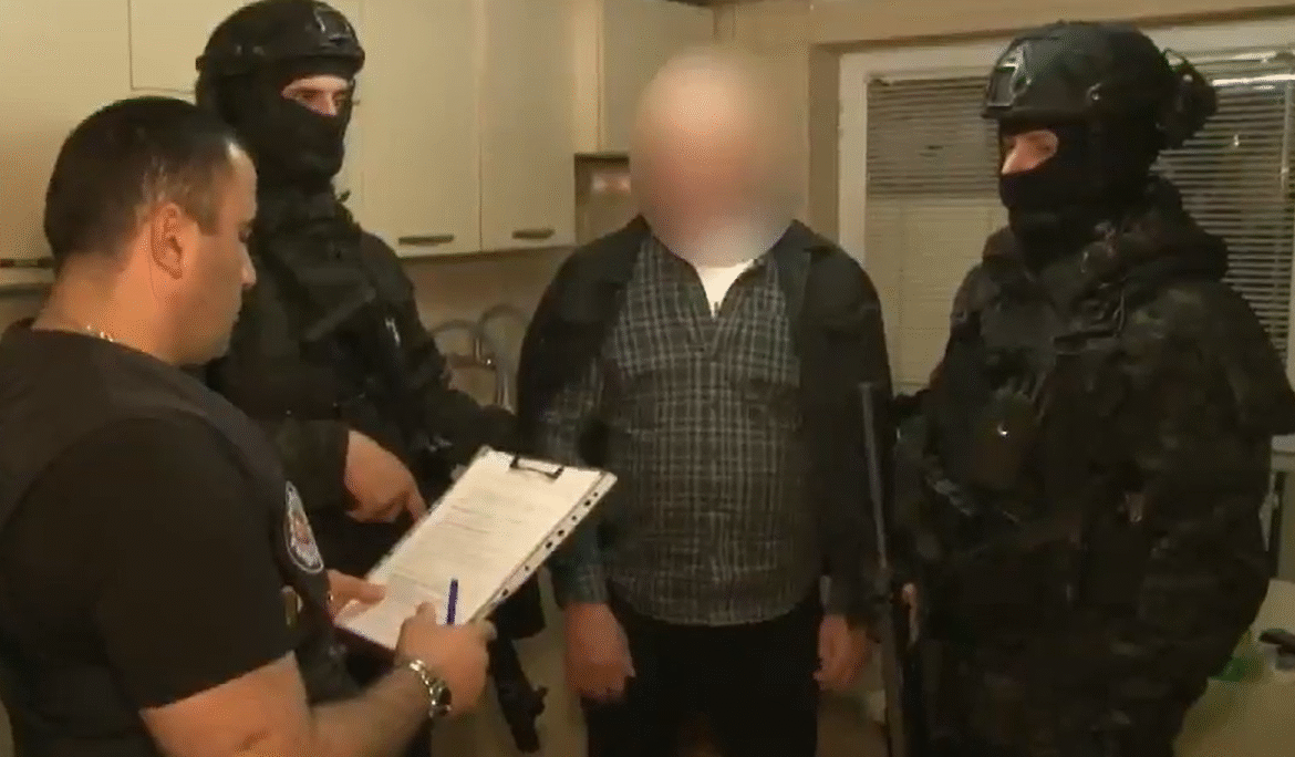 „ქურდულ სამყაროსთან“ კავშირში მყოფი 44 პირი დააკავეს, ექვს პირს კი ბრალი დაუსწრებლად წარედგინება