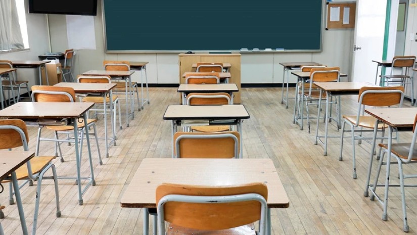 ათასობით მოსწავლე სკოლას ტოვებს, ნაწილი ქვეყნიდან მიდის