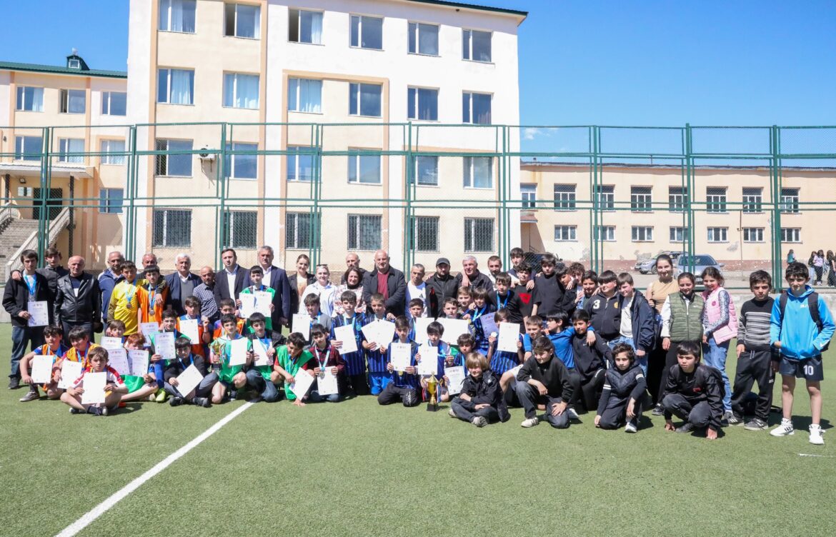 აგვისტოს ომის გმირების უკვდავსაყოფად