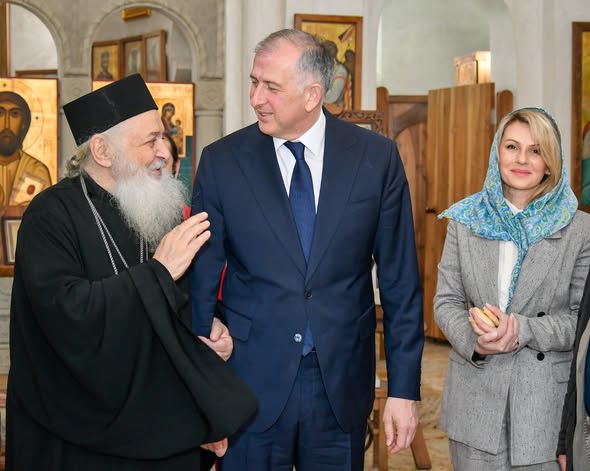 შეხვედრა – მთავარეპისკოპოსთან