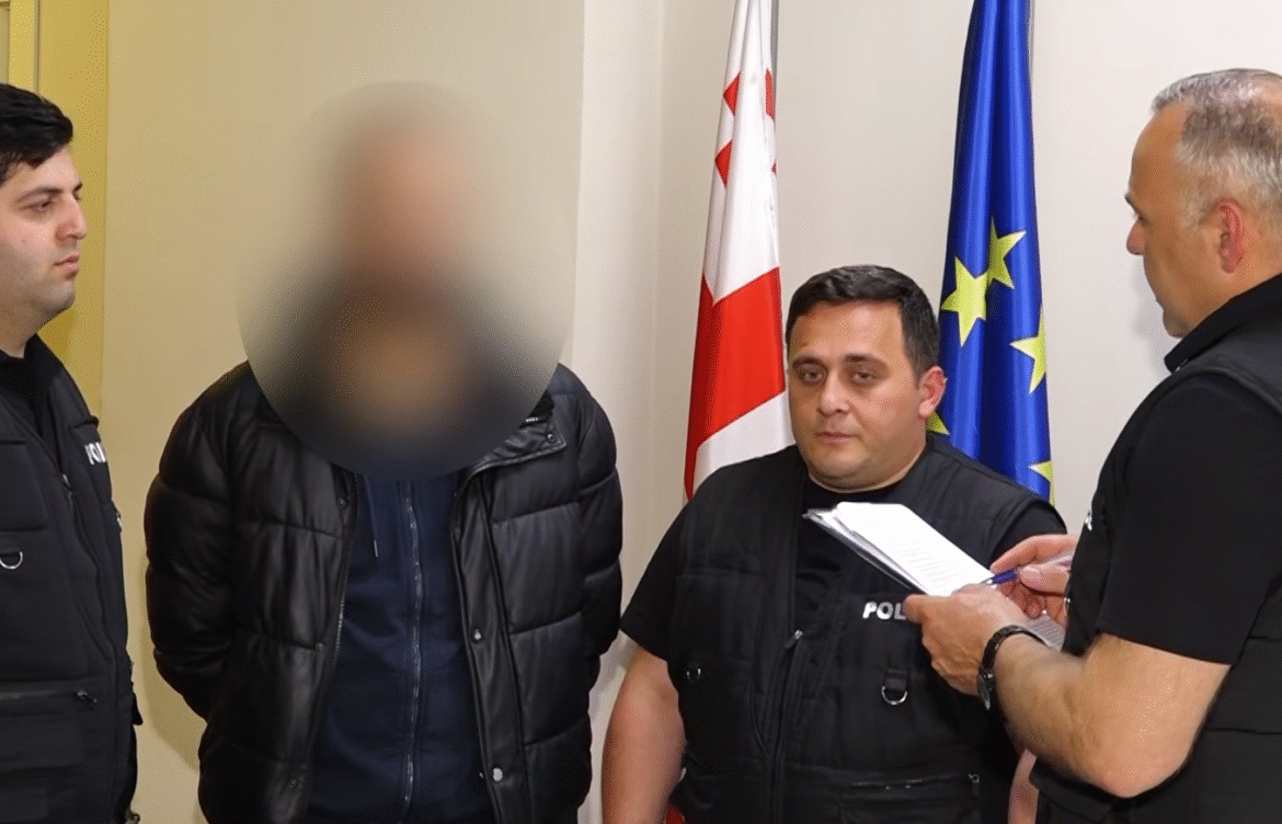 წითელი ცირკულარით ძებნილი თურქეთის რესპუბლიკის ორი  მოქალაქე დააკავეს