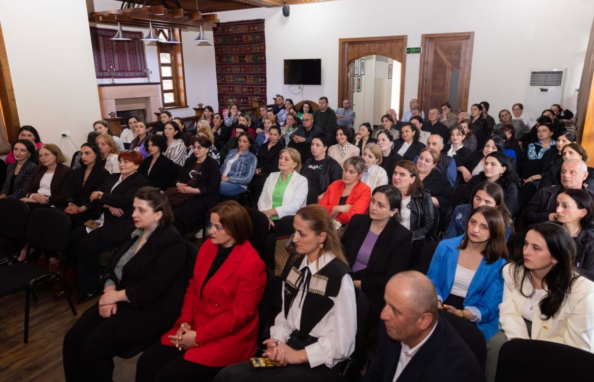 საქართველოს განათლების, მეცნიერებისა და ახალგაზრდობის მინისტრი – ქედაში