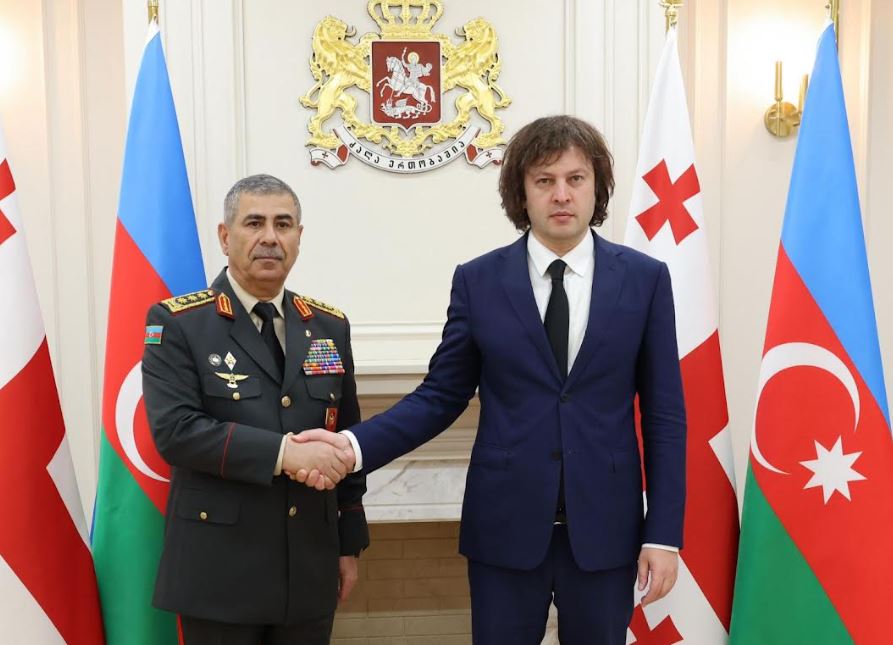 ირაკლი კობახიძე აზერბაიჯანის რესპუბლიკის თავდაცვის მინისტრს შეხვდა