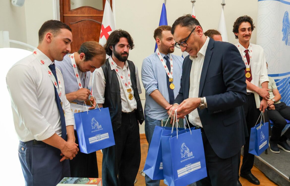 ბსუ-ში „რა? სად? როდის?“ ღია ჩემპიონატის გაზაფხული-ზაფხულის სეზონი დასრულდა