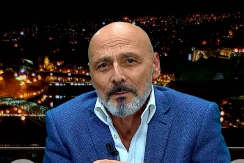 ჯონდი ბაღათურია: ასეთი ჩინოვნიკები უნდა ჩამოშორდნენ საჯარო სამსახურს მგლის ბილეთით