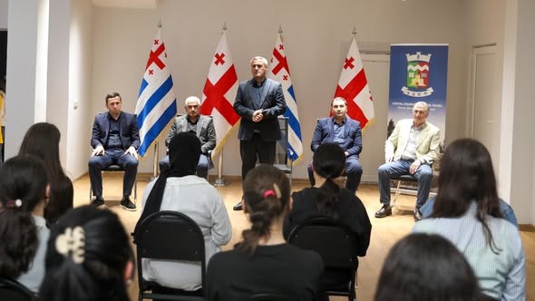 მიზანი – ახალგაზრდების არაფორმალური განათლების ხელშეწყობა