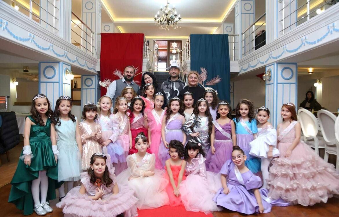 „შავი ზღვის ვარსკვლავები“ – ბავშვთა და მოზარდთა სილამაზის ფესტივალი მონაწილეებს ელის