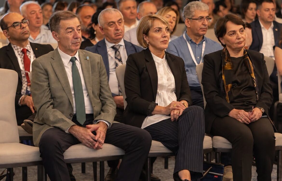 ფორუმები, რომლებიც პაციენტებისთვის სამედიცინო მომსახურების ხარისხის გაუმჯობესებაზე აისახება