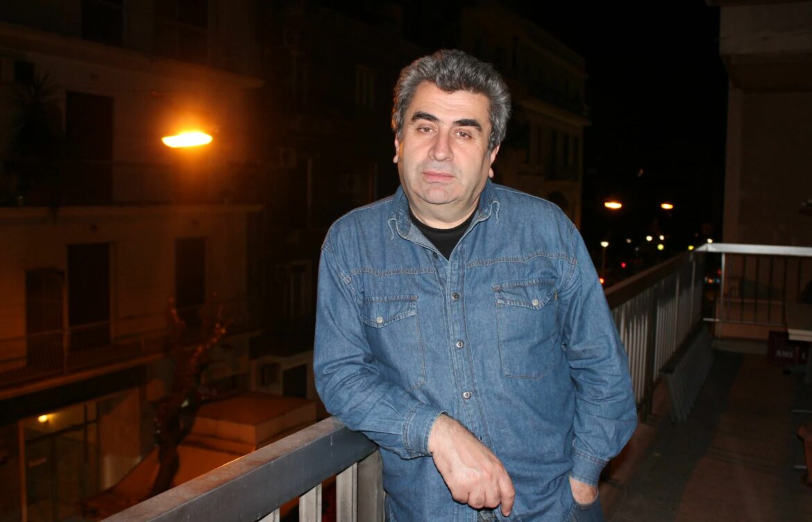 „საკუთარი ფიქრებისა და ემოციების გადმოსაცემად პოეზიას ალტერნატივა არ აქვს“