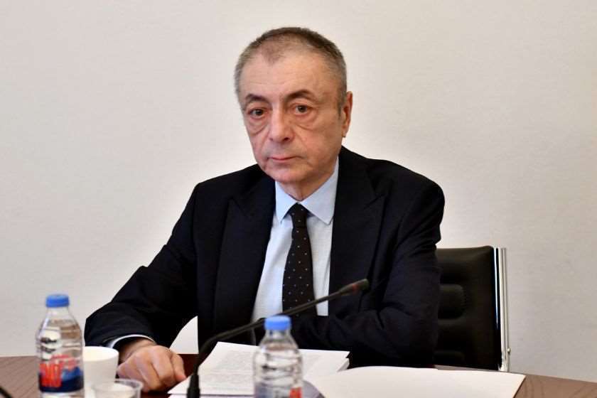 საფრანგეთში – მაკრონის, გერმანიაში კი მერცის რეიტინგი დაბალ ნიშნულზეა