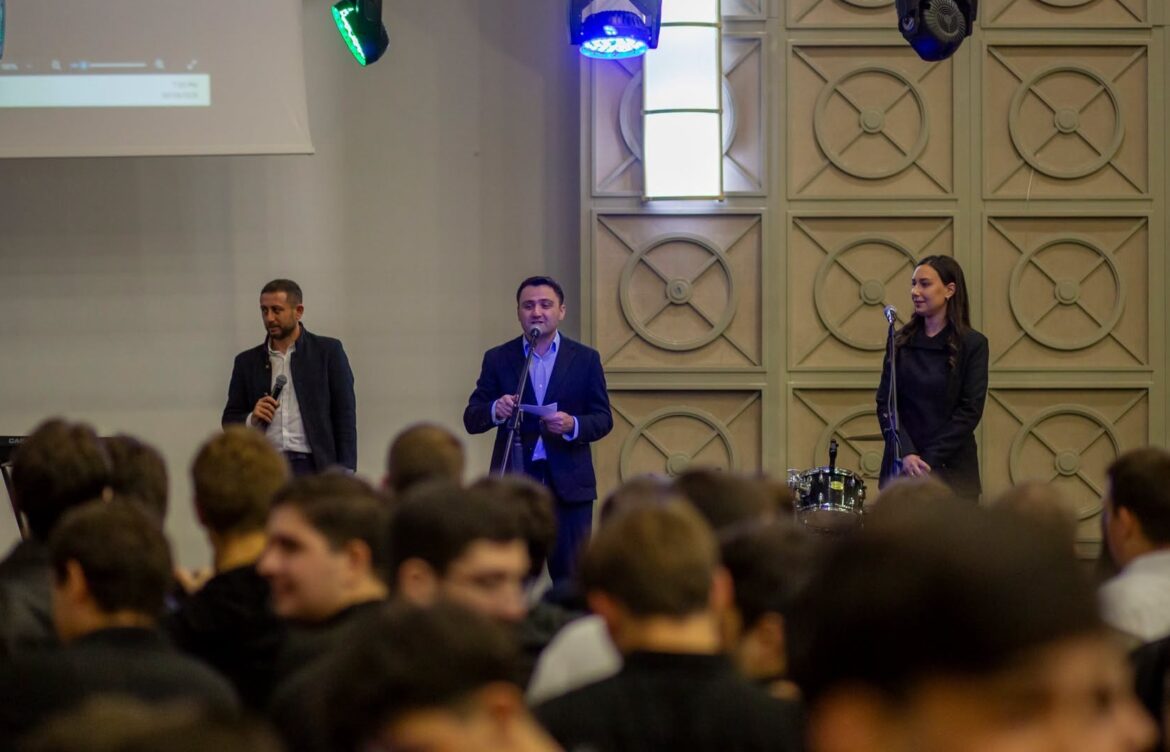საზღვაო აკადემიის პირველკურსელებს სწავლის დაწყება მიულოცეს